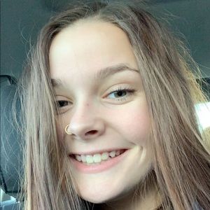 Meet your Posher, Isabella